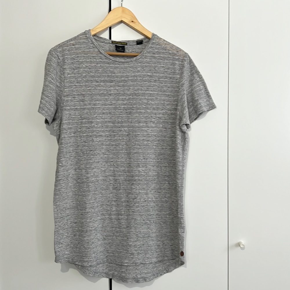 Scotch & Soda woven t shirt. Size medium